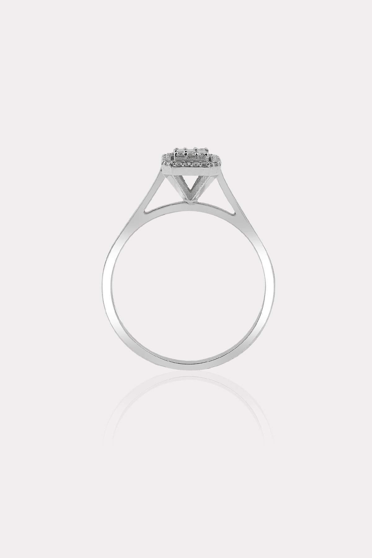 0.25 Carat Baget Tektaş Yüzük